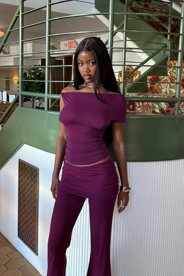 Halli Twisted Off Shoulder Top - Burgundy