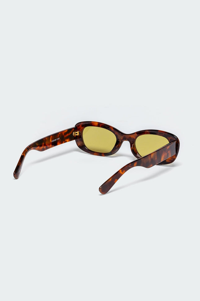 Juna Square Sunglasses - Tortoise