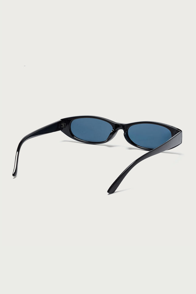 Ikonik Oval Sunglasses - Black