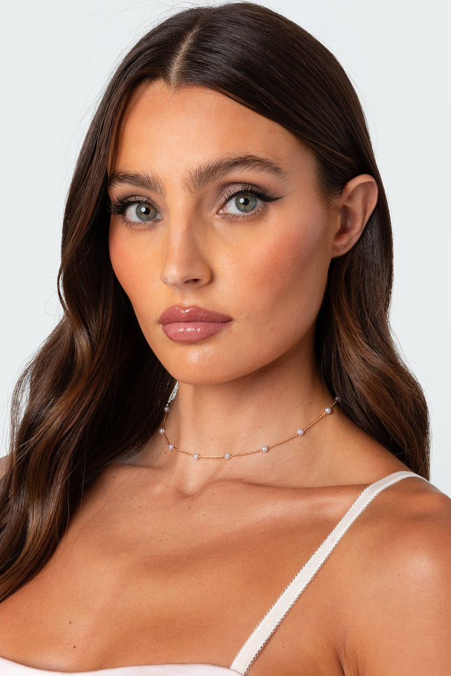 Spaced Out Pearly Necklace - Gold