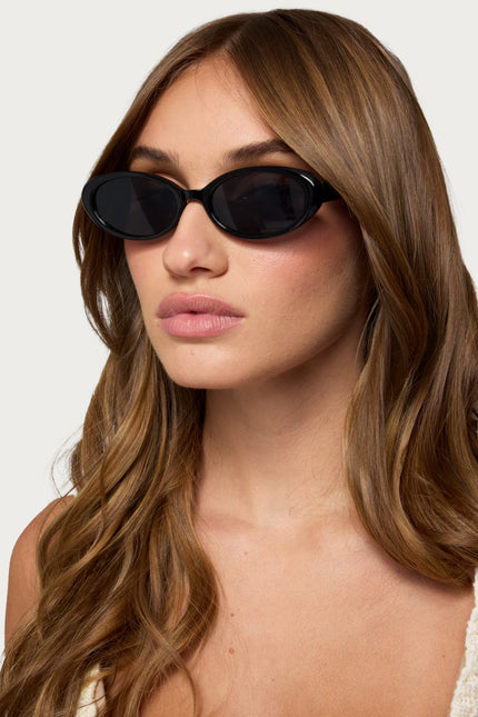 Rosalie Oval Sunglasses - Black