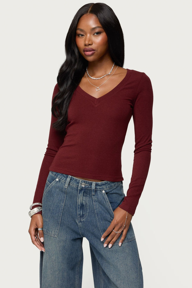 Larna V Neck Ribbed T Shirt - Burgundy