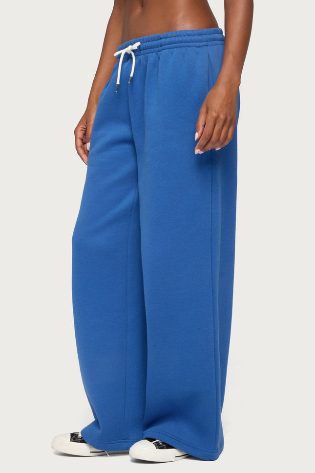 Kamari Low Rise Wide Sweatpants - Blue