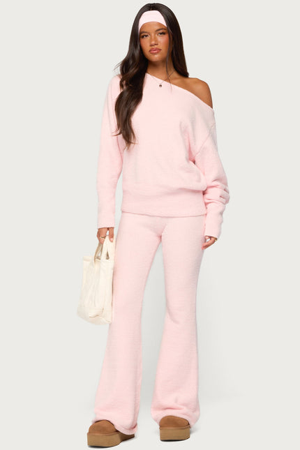 Plush Oversized Asymmetric Sweater - Light Pink