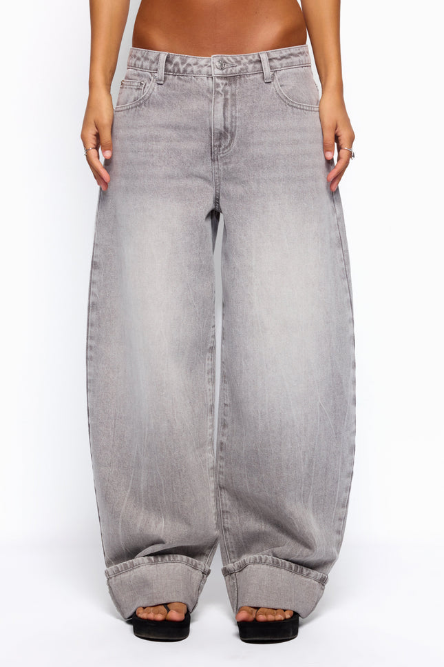 Kella Low Rise Baggy Jeans - Gray Washed