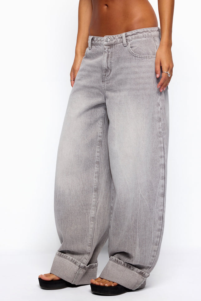 Kella Low Rise Baggy Jeans - Gray Washed