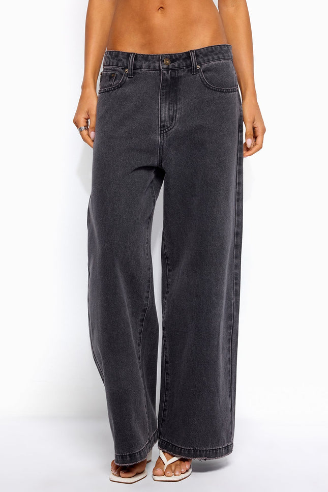 Nichol Low Rise Baggy Jeans - Black Washed